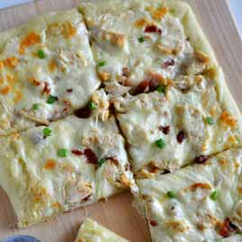 Chicken Alfredo Pizza